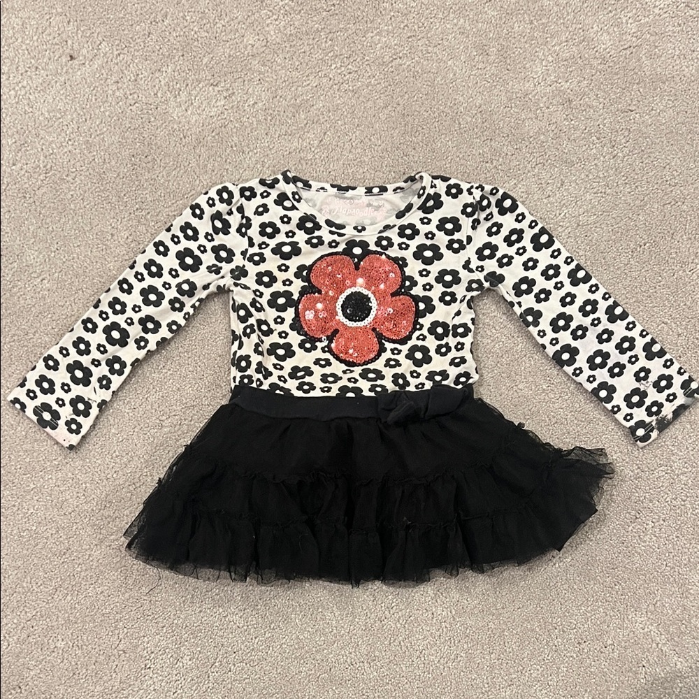 Good🎉 Condition FLAPADOODLES Floral Long Sleeve Dress with Black Tulle Skirt, 2T